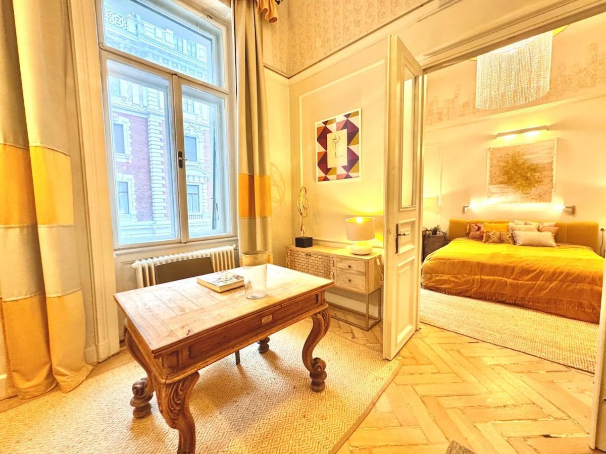 Apartman Andrassy Palace-stylish 2 *
